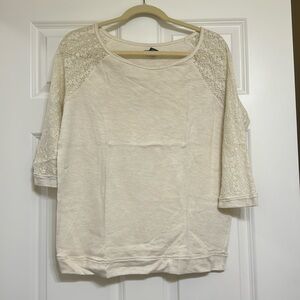 Aerie off white light sweater with lace shoulders